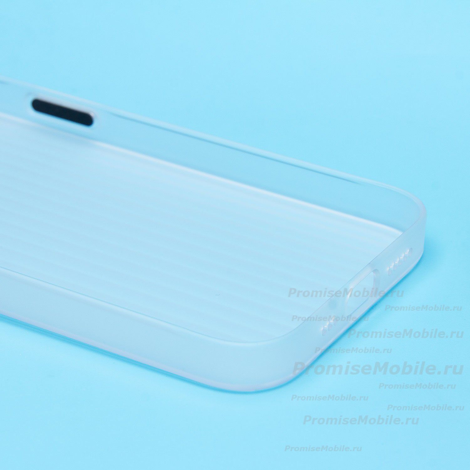 Чехол для Apple iPhone 14 пластиковый рифленый <прозрачный> ― 